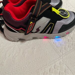 Light-Up Sneakers Athletic Works Gray/Black Boys Size 4 Lightweight Easy On